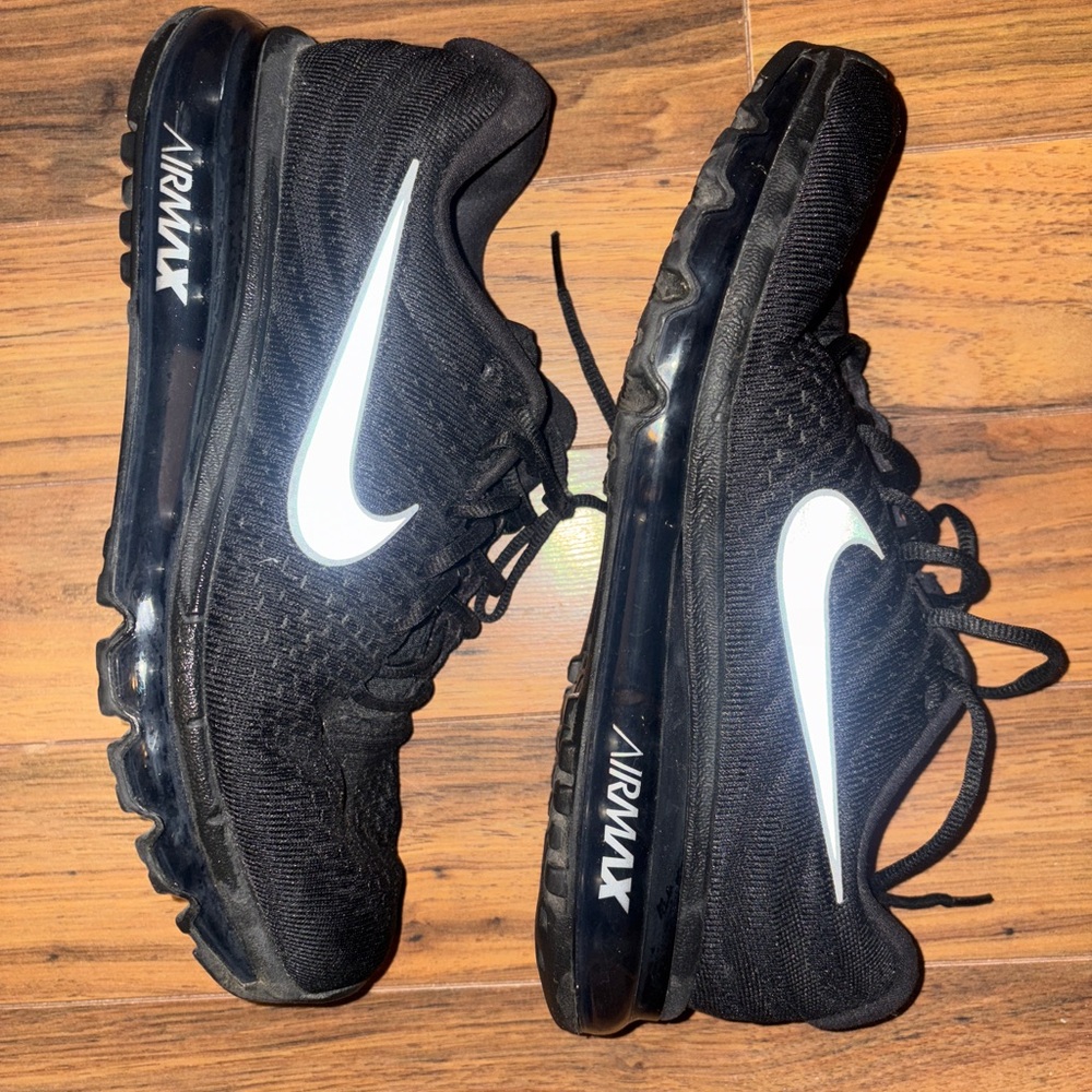 Nike Women's Air Max Black Athletic Shoes